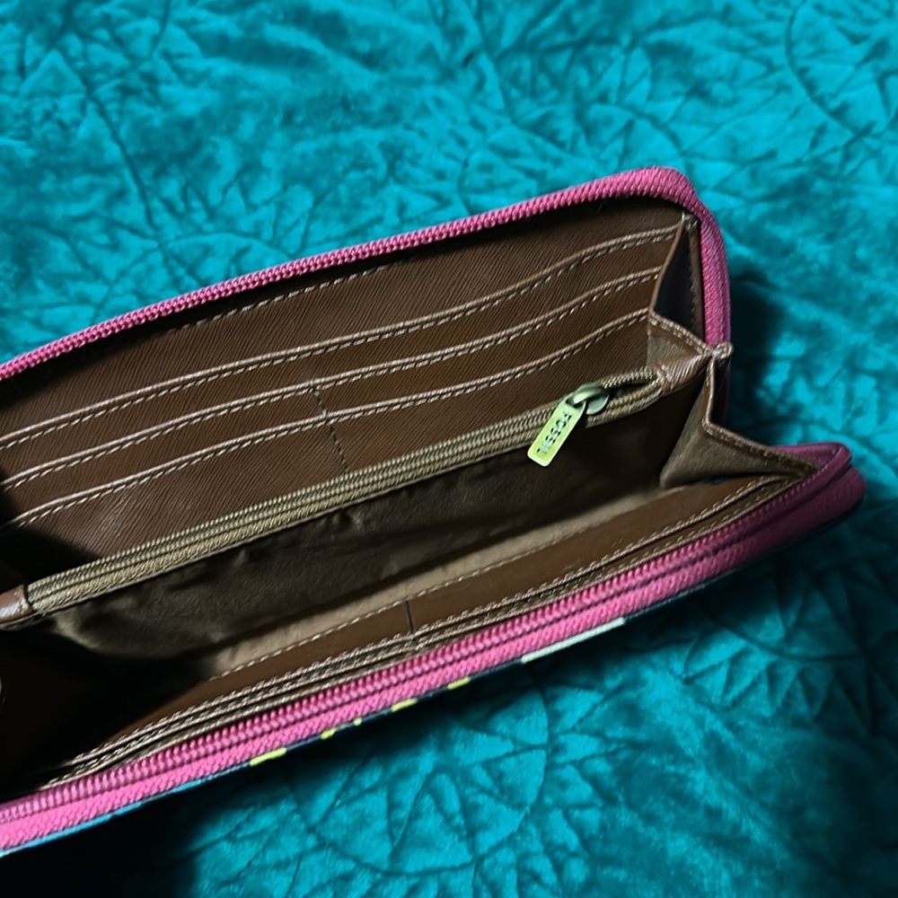 Fossil Wallet - Picture 4 of 4